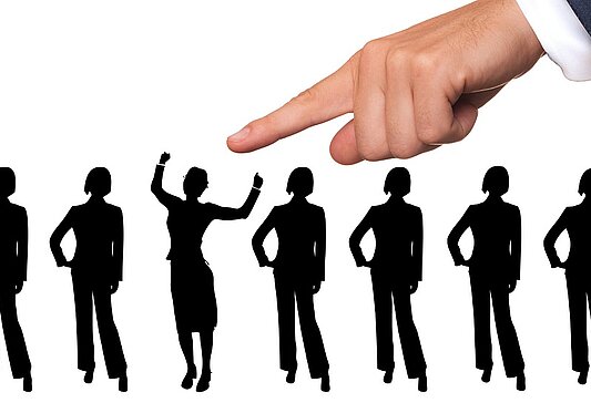 How to save time in personnel management: tips and tricks